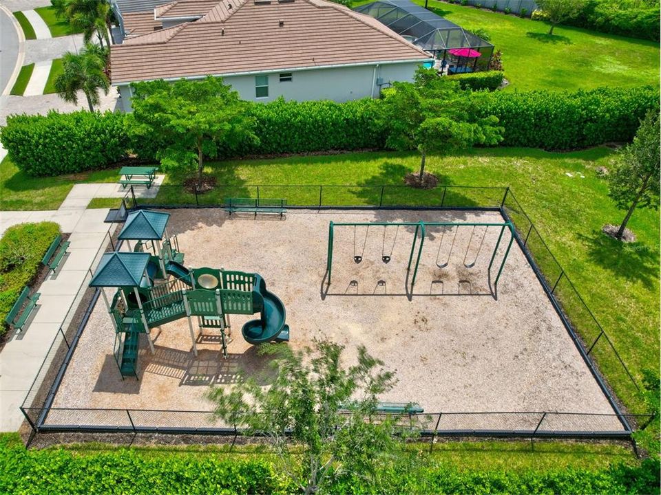 На продажу: $734,000 (3 спален, 3 ванн, 2445 Квадратных фут)