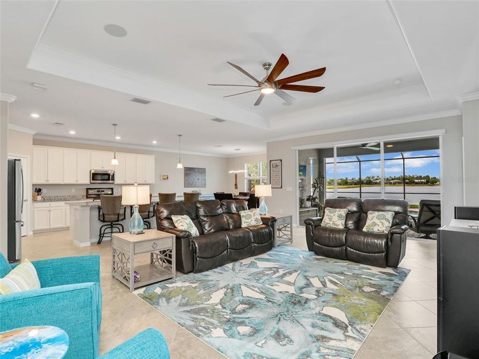 待售: $849,900 (3 贝兹, 3 浴室, 2445 平方英尺)