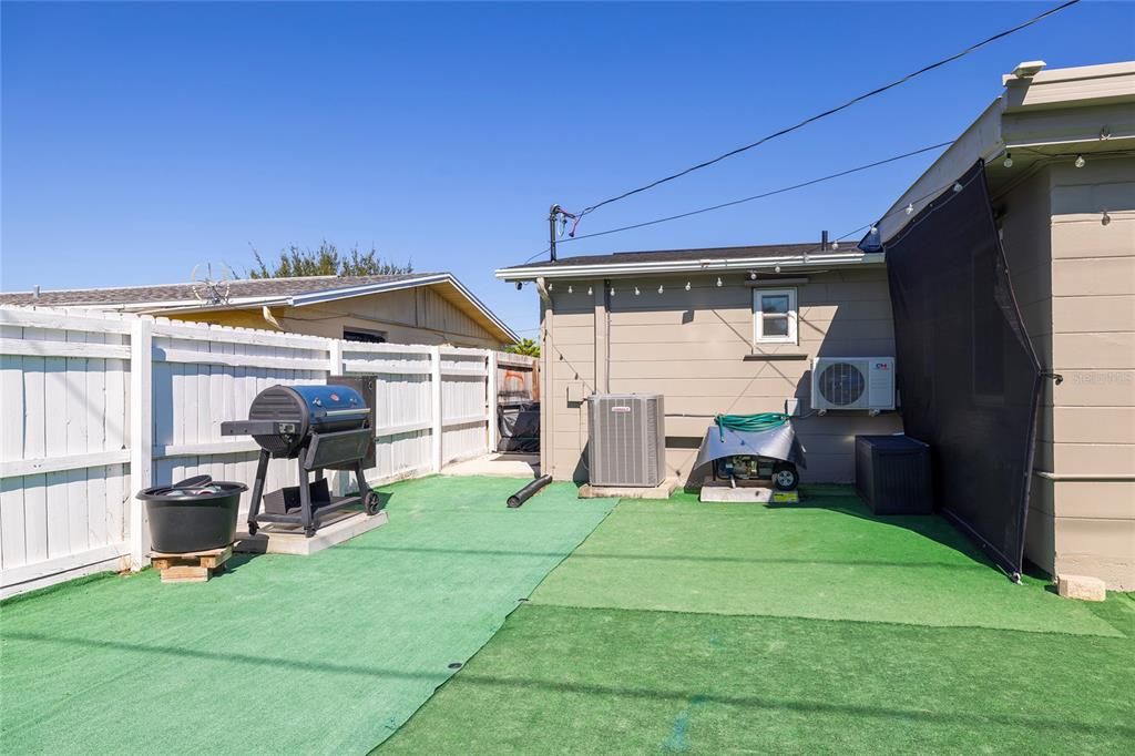 На продажу: $250,000 (3 спален, 2 ванн, 1104 Квадратных фут)