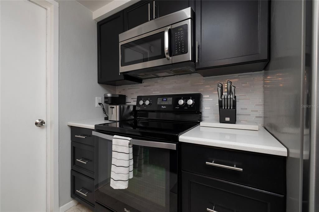 На продажу: $250,000 (3 спален, 2 ванн, 1104 Квадратных фут)