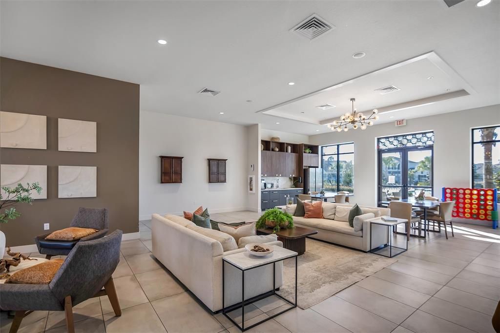 For Sale: $550,000 (5 beds, 3 baths, 2452 Square Feet)