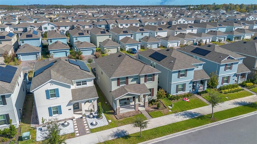 For Sale: $550,000 (5 beds, 3 baths, 2452 Square Feet)