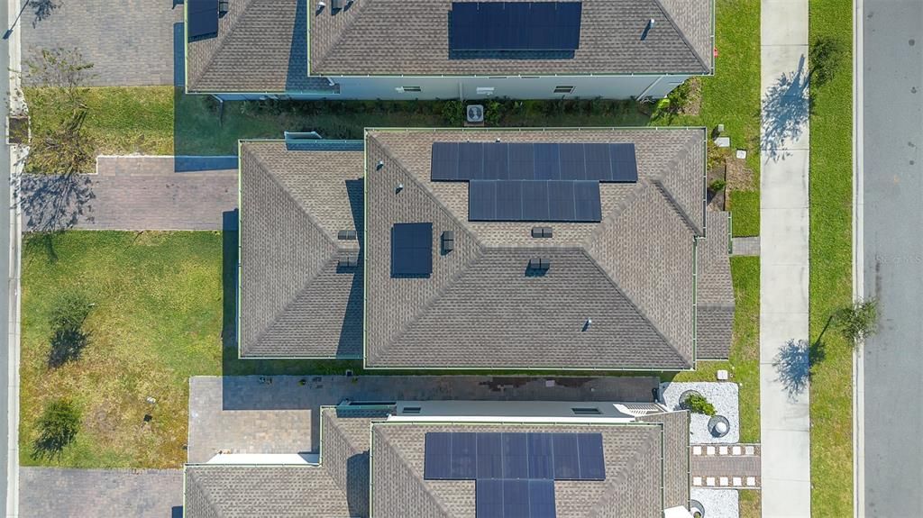 For Sale: $550,000 (5 beds, 3 baths, 2452 Square Feet)