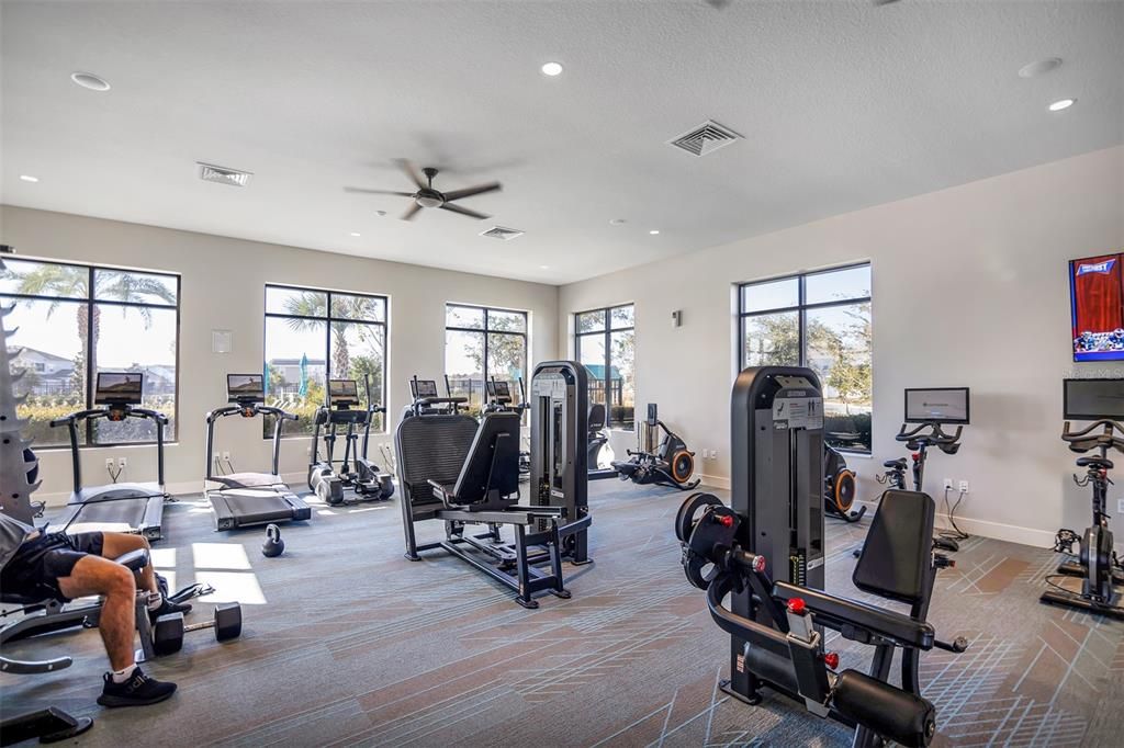 For Sale: $550,000 (5 beds, 3 baths, 2452 Square Feet)