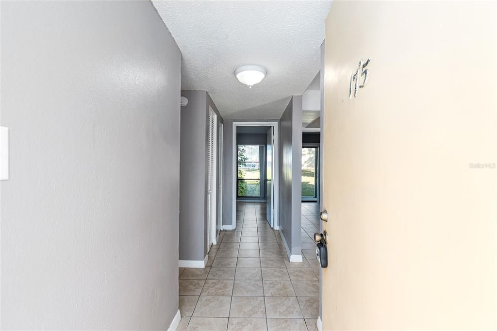 Active With Contract: $74,900 (2 beds, 1 baths, 876 Square Feet)