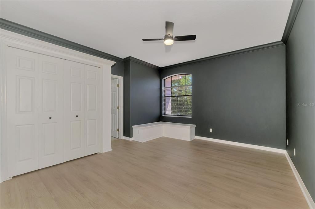 For Sale: $925,000 (4 beds, 3 baths, 3577 Square Feet)