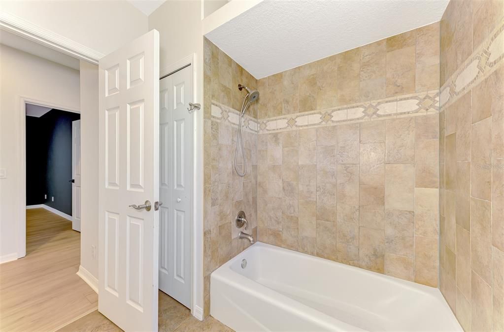 For Sale: $925,000 (4 beds, 3 baths, 3577 Square Feet)