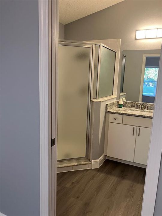 For Sale: $260,000 (3 beds, 2 baths, 1250 Square Feet)