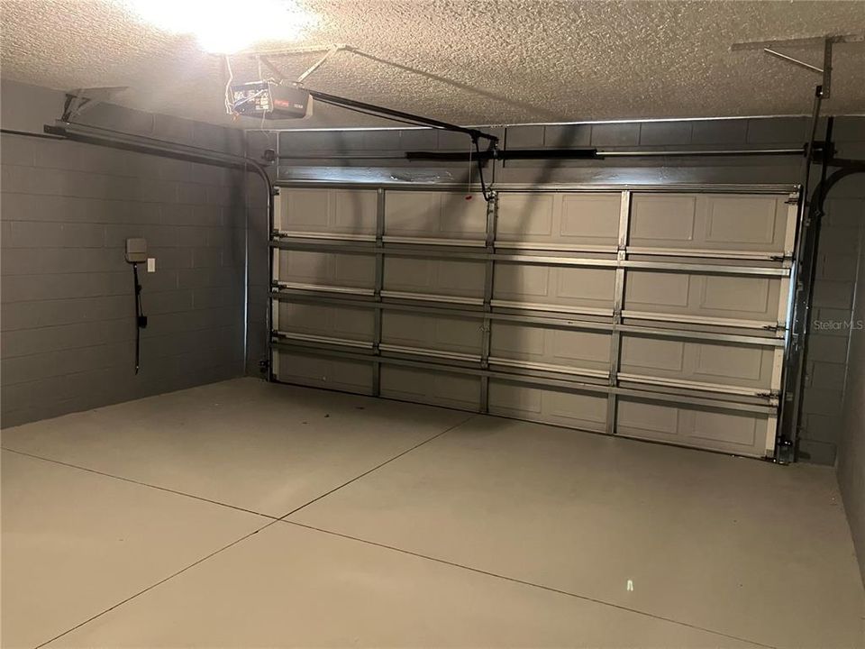 For Sale: $260,000 (3 beds, 2 baths, 1250 Square Feet)