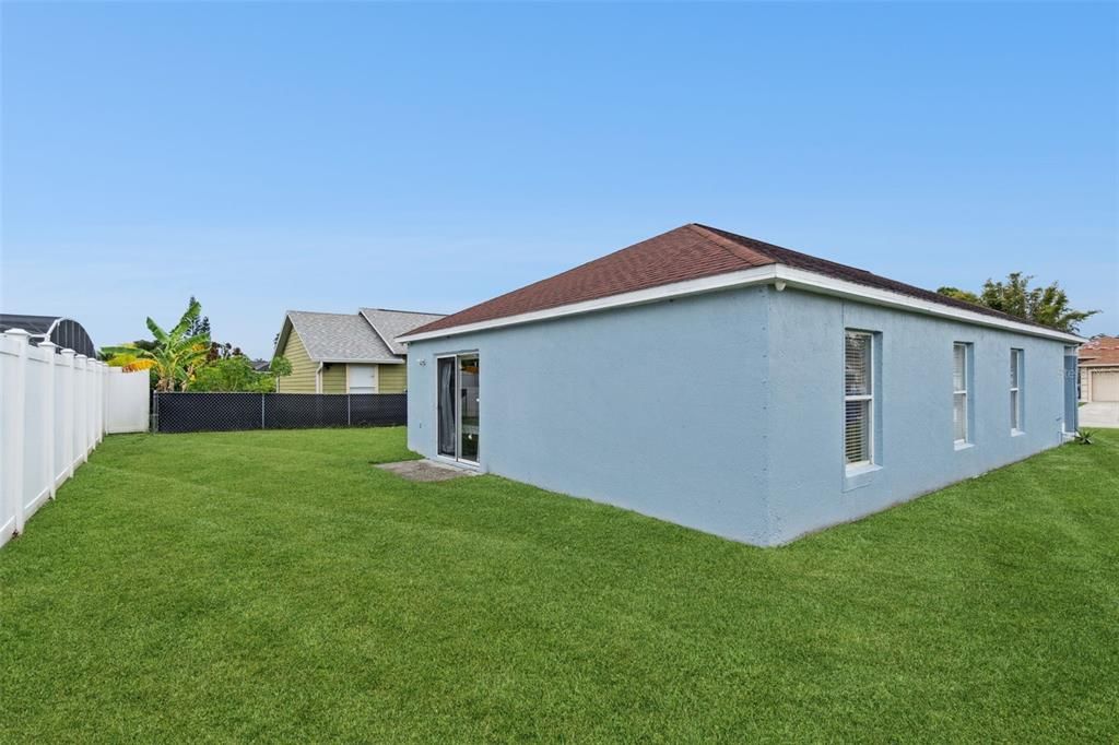 For Sale: $365,000 (3 beds, 2 baths, 1148 Square Feet)