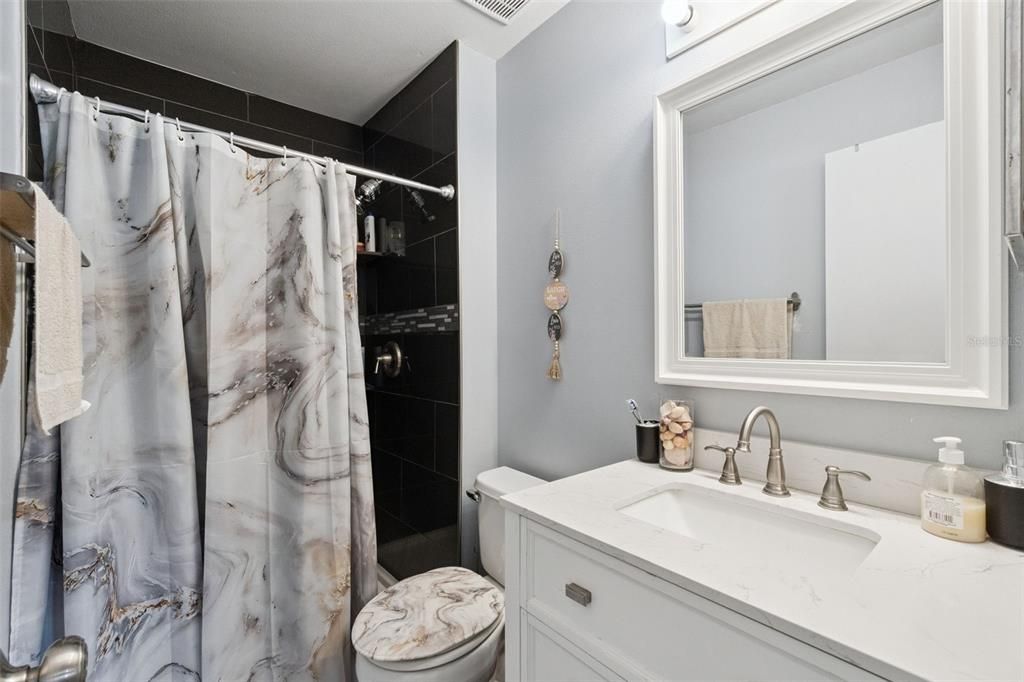 For Sale: $365,000 (3 beds, 2 baths, 1148 Square Feet)