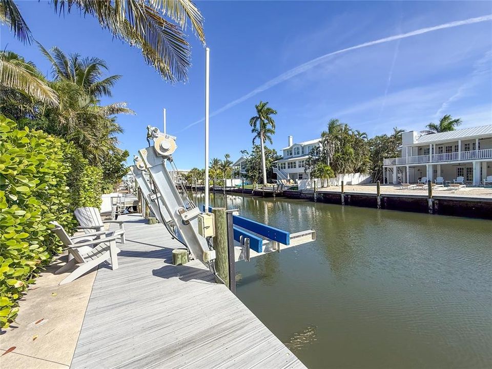 待售: $5,000,000 (4 贝兹, 4 浴室, 3385 平方英尺)