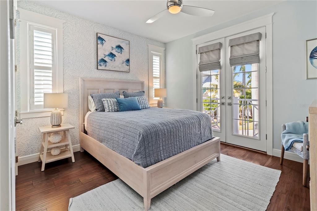 待售: $5,000,000 (4 贝兹, 4 浴室, 3385 平方英尺)