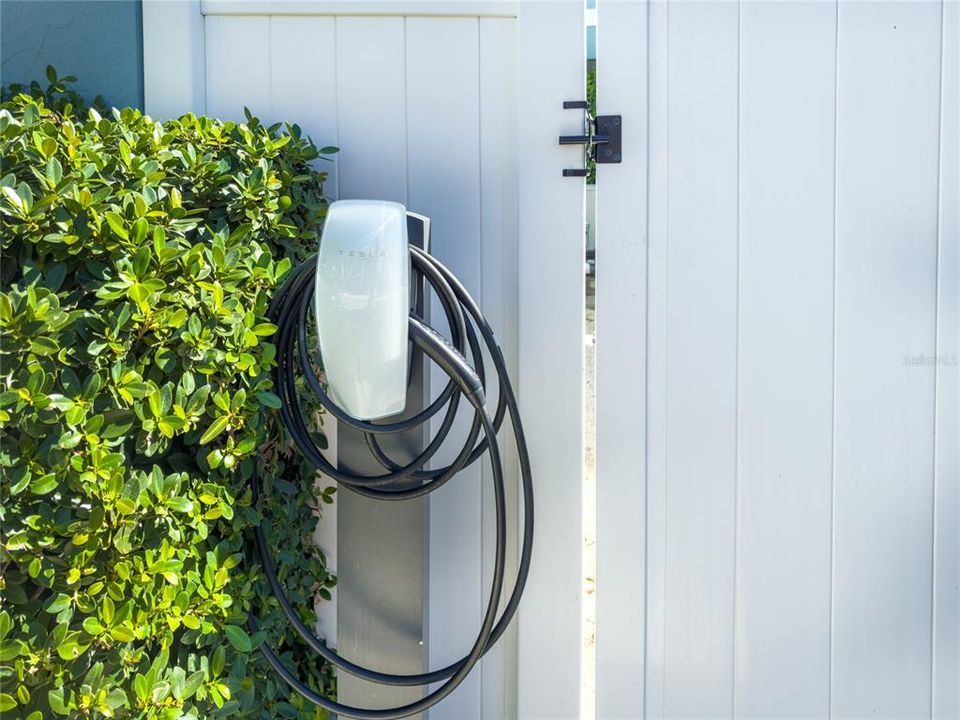 待售: $5,000,000 (4 贝兹, 4 浴室, 3385 平方英尺)