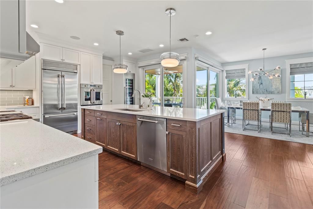 待售: $5,000,000 (4 贝兹, 4 浴室, 3385 平方英尺)