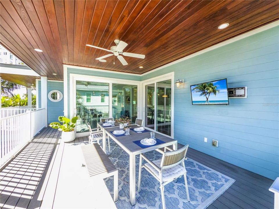 待售: $5,000,000 (4 贝兹, 4 浴室, 3385 平方英尺)