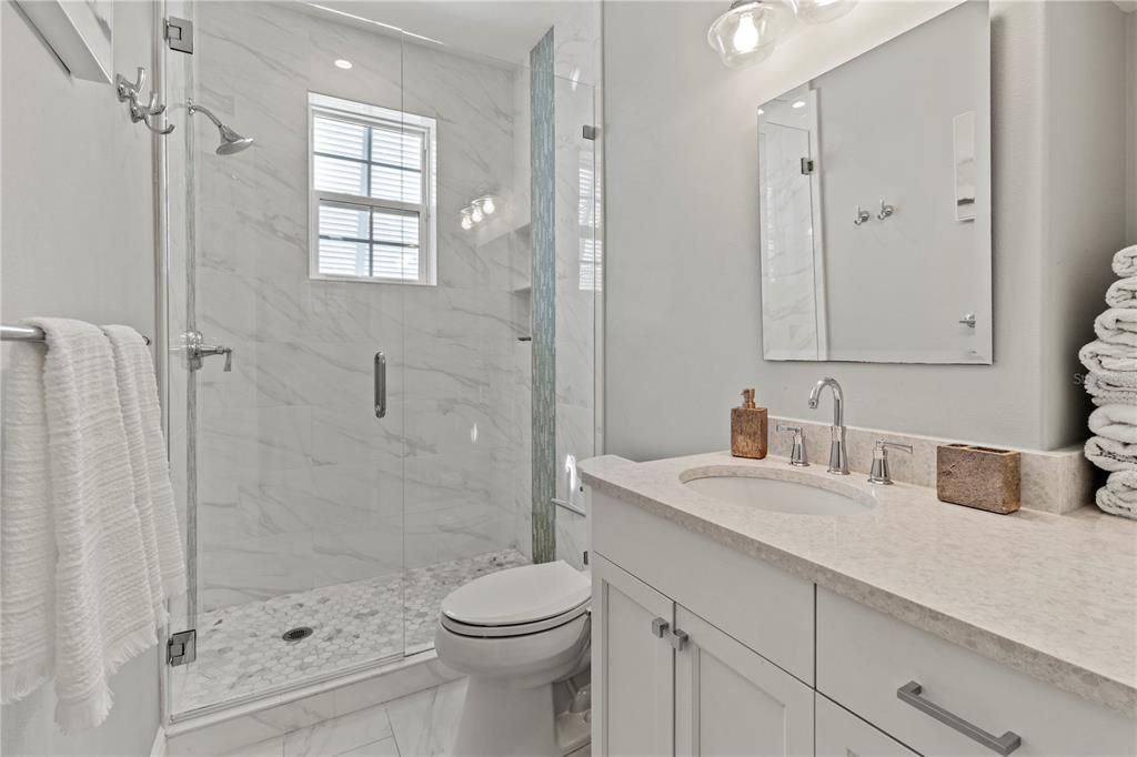 待售: $5,000,000 (4 贝兹, 4 浴室, 3385 平方英尺)