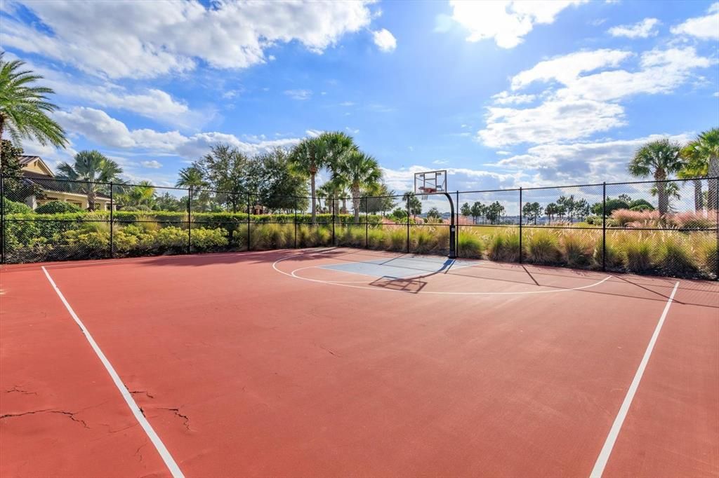 For Sale: $825,000 (4 beds, 3 baths, 3800 Square Feet)