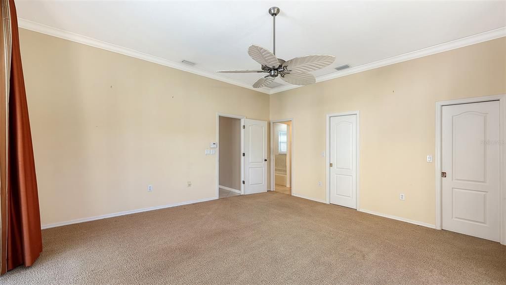 Active With Contract: $595,000 (3 beds, 3 baths, 2218 Square Feet)