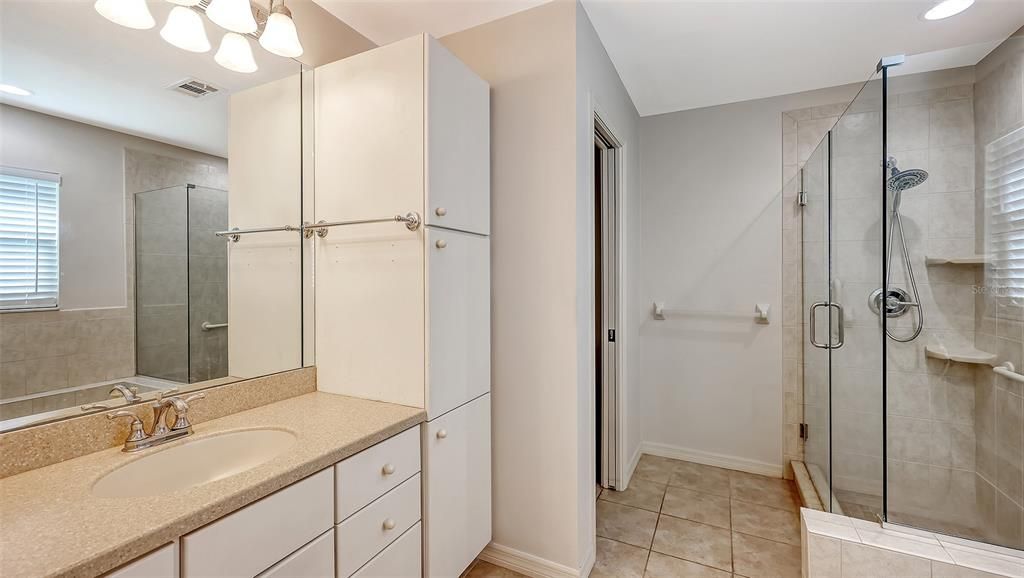 Active With Contract: $595,000 (3 beds, 3 baths, 2218 Square Feet)