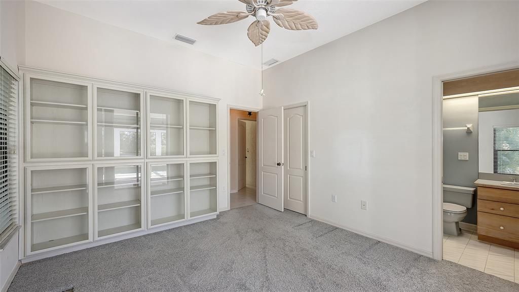 Active With Contract: $595,000 (3 beds, 3 baths, 2218 Square Feet)