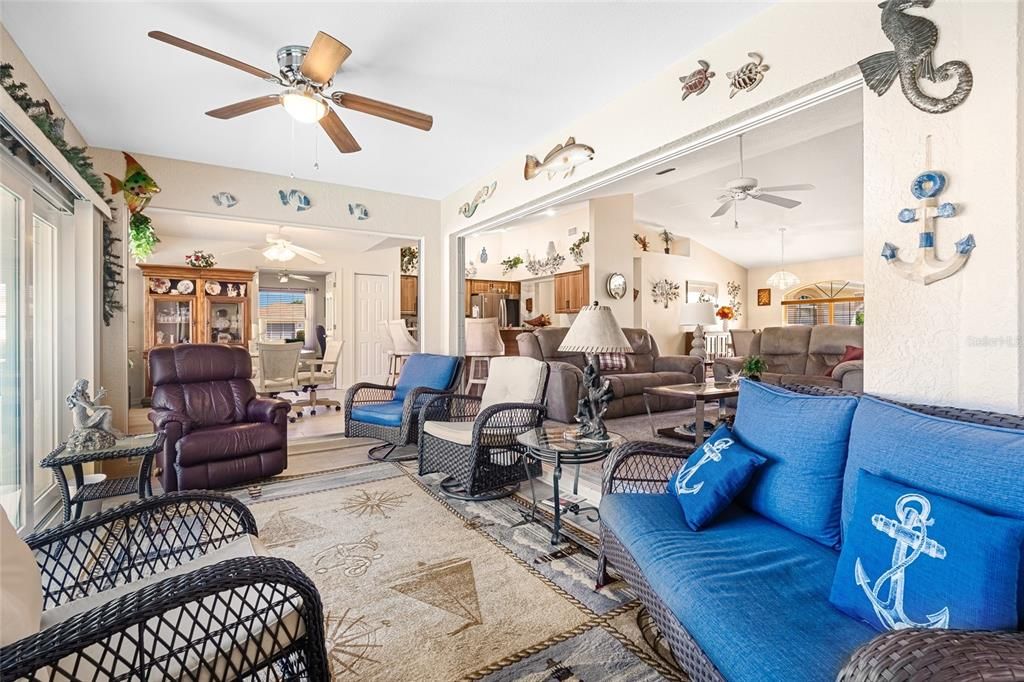 For Sale: $379,900 (3 beds, 2 baths, 1999 Square Feet)