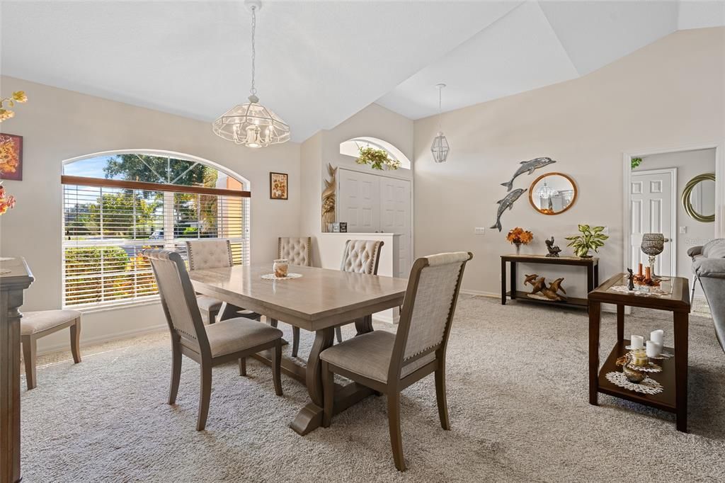 For Sale: $379,900 (3 beds, 2 baths, 1999 Square Feet)