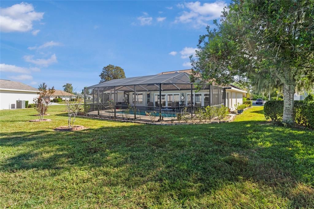 For Sale: $379,900 (3 beds, 2 baths, 1999 Square Feet)