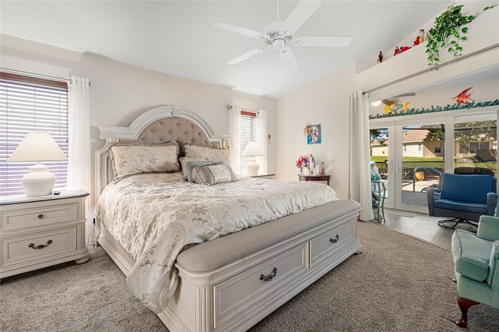 For Sale: $379,900 (3 beds, 2 baths, 1999 Square Feet)