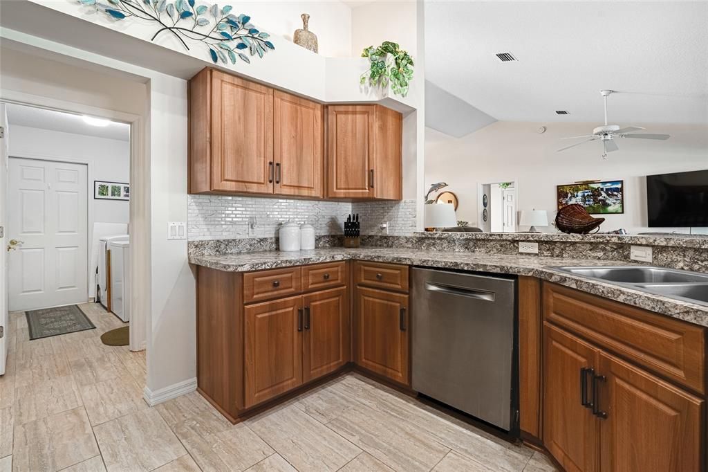 For Sale: $379,900 (3 beds, 2 baths, 1999 Square Feet)