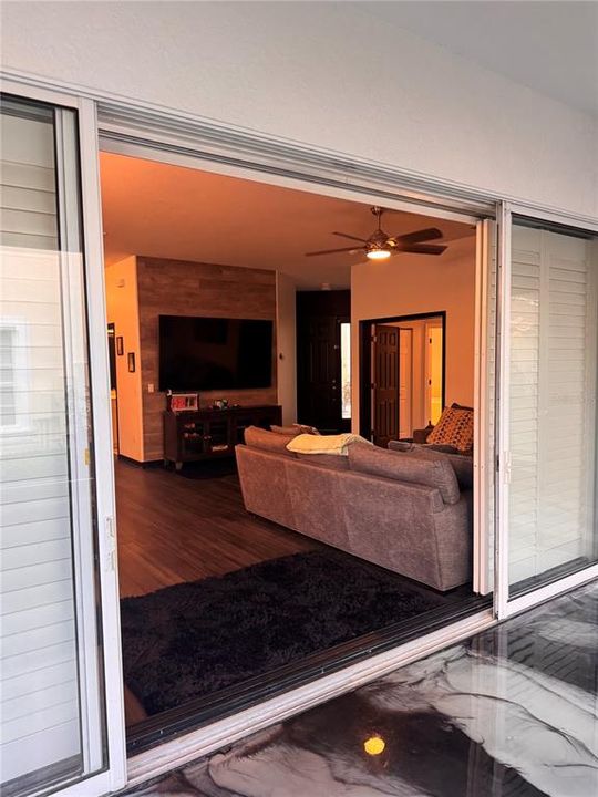 For Sale: $393,500 (3 beds, 2 baths, 1789 Square Feet)