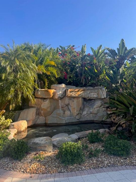 For Sale: $393,500 (3 beds, 2 baths, 1789 Square Feet)