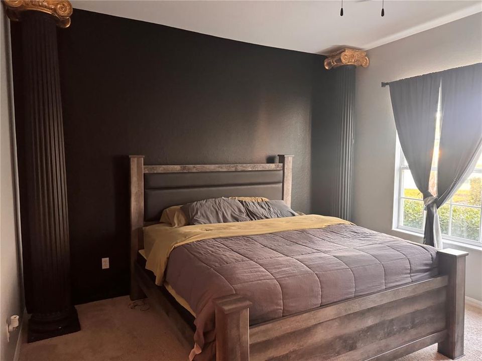 For Sale: $393,500 (3 beds, 2 baths, 1789 Square Feet)