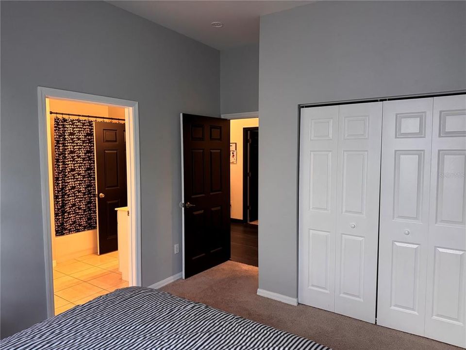 For Sale: $393,500 (3 beds, 2 baths, 1789 Square Feet)