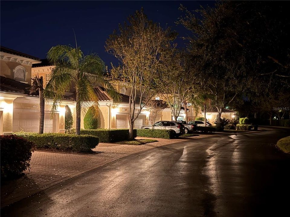 For Sale: $393,500 (3 beds, 2 baths, 1789 Square Feet)