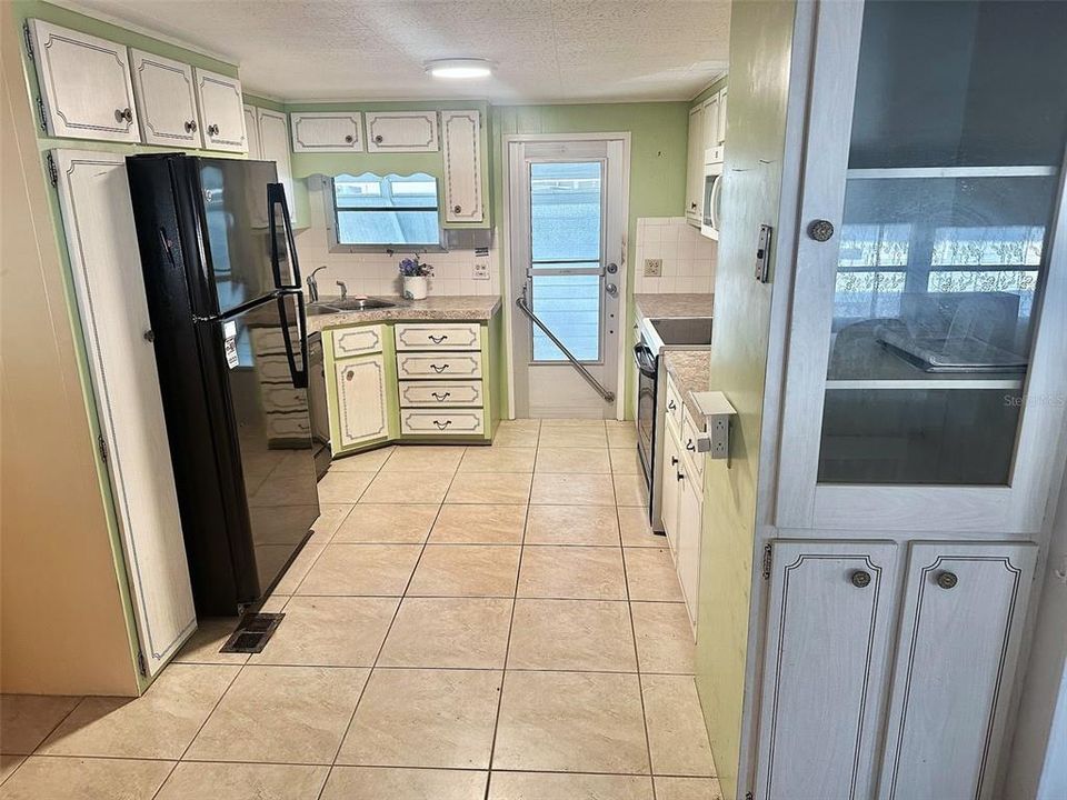 待售: $132,500 (2 贝兹, 2 浴室, 1308 平方英尺)