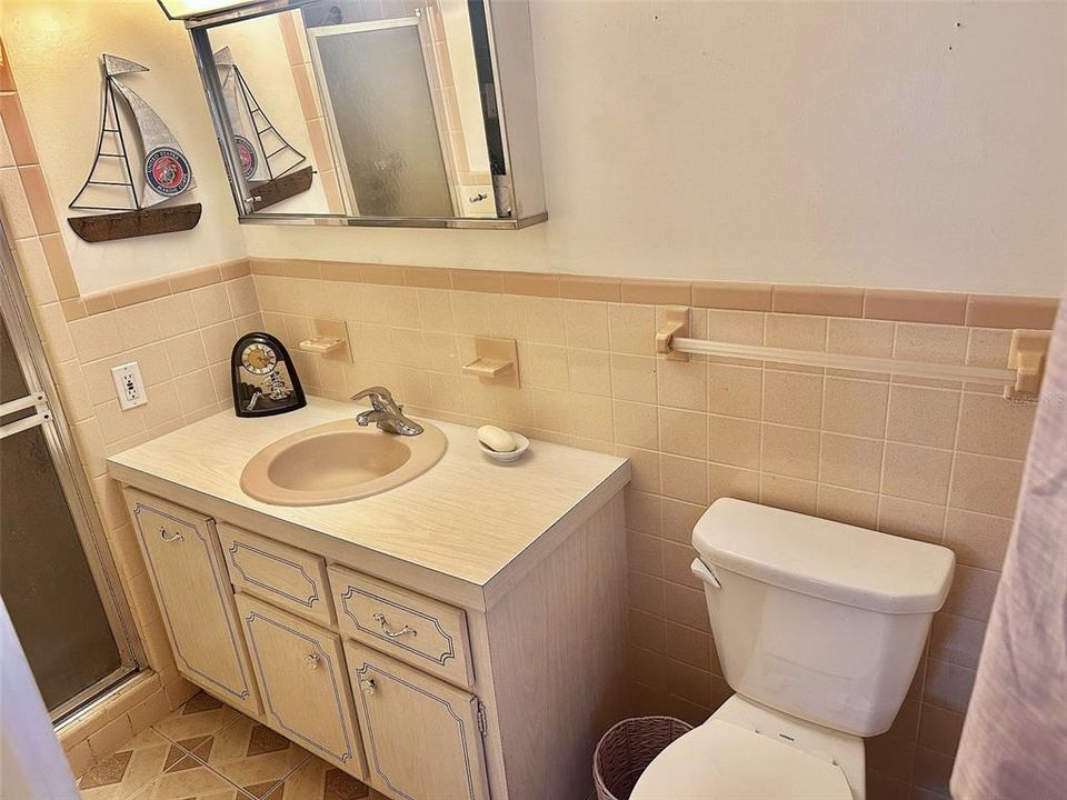 待售: $132,500 (2 贝兹, 2 浴室, 1308 平方英尺)