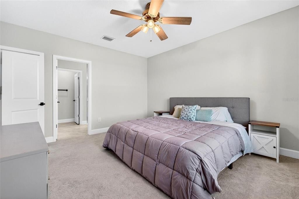 Activo con contrato: $344,900 (3 camas, 2 baños, 1492 Pies cuadrados)