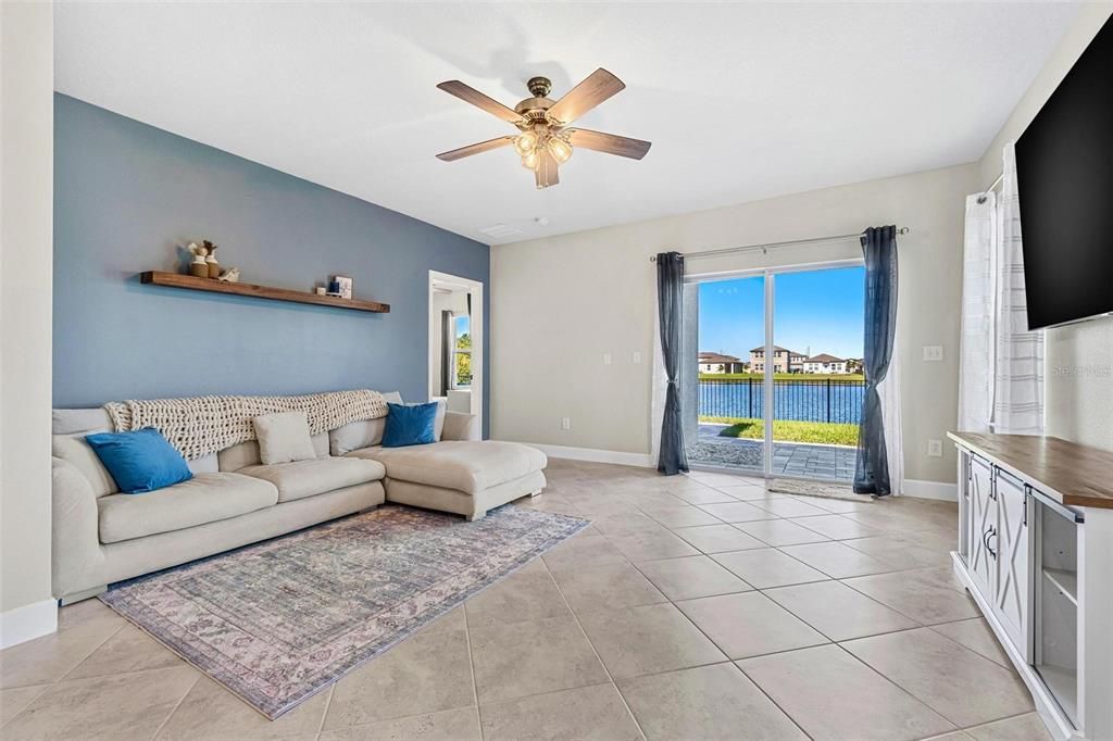 Activo con contrato: $344,900 (3 camas, 2 baños, 1492 Pies cuadrados)