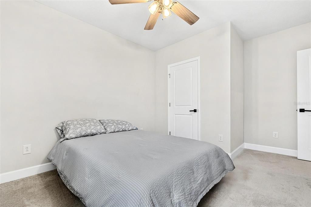 Activo con contrato: $344,900 (3 camas, 2 baños, 1492 Pies cuadrados)