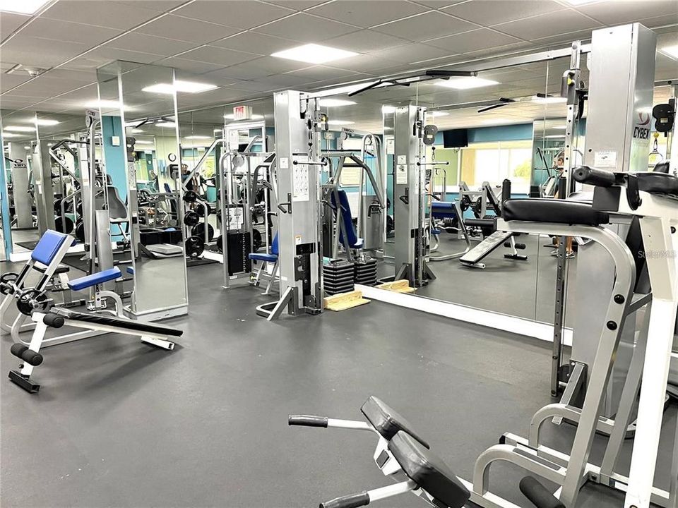 Active With Contract: $465,000 (1 beds, 1 baths, 772 Square Feet)