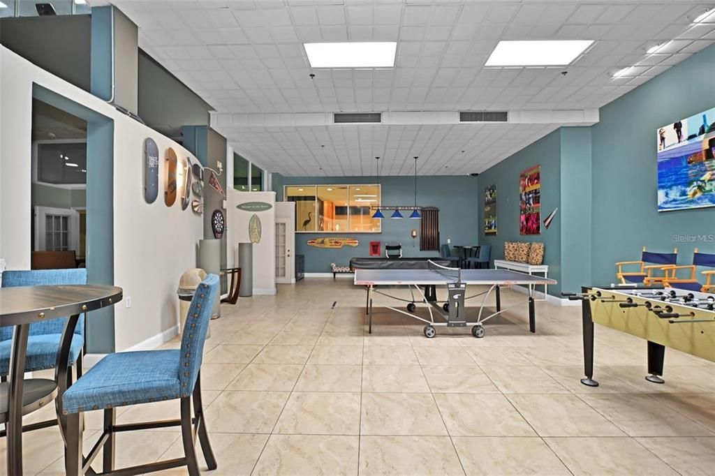 Active With Contract: $465,000 (1 beds, 1 baths, 772 Square Feet)