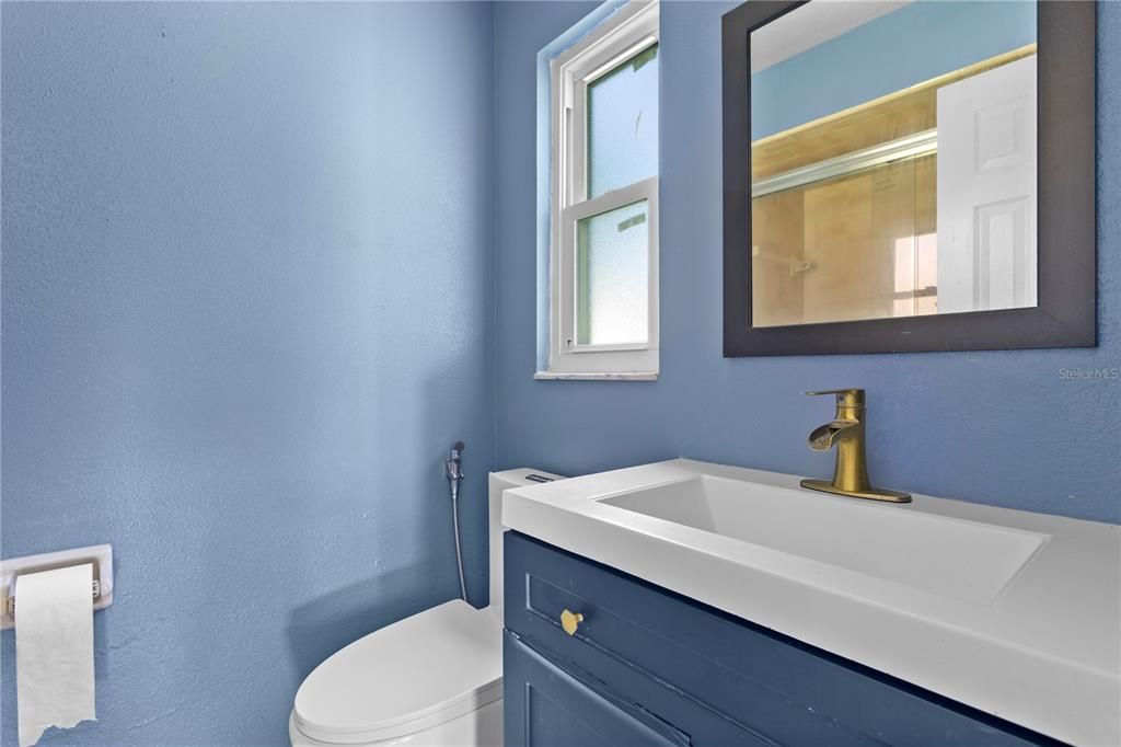 For Sale: $450,000 (4 beds, 3 baths, 1735 Square Feet)