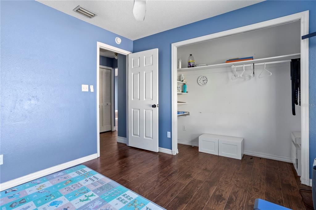 For Sale: $450,000 (4 beds, 3 baths, 1735 Square Feet)