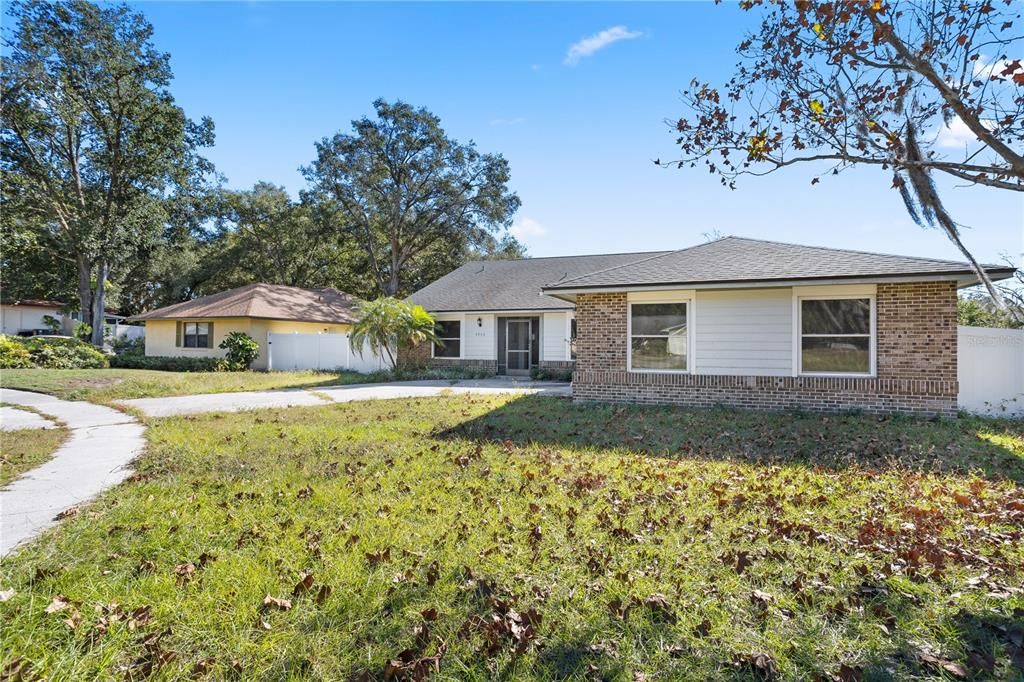 For Sale: $450,000 (4 beds, 3 baths, 1735 Square Feet)