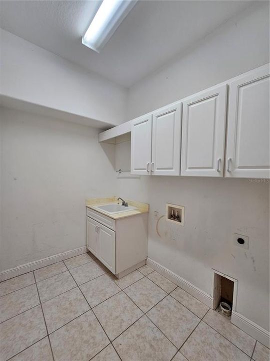 待售: $682,500 (4 贝兹, 3 浴室, 3454 平方英尺)