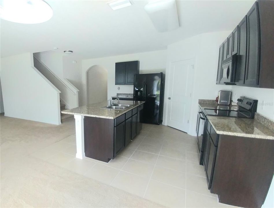 В аренду: $2,600 (5 спален, 3 ванн, 2900 Квадратных фут)