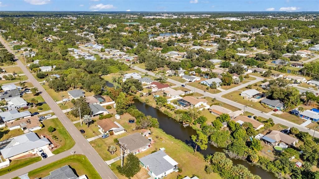 待售: $238,000 (2 贝兹, 2 浴室, 1319 平方英尺)