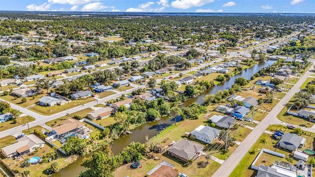 待售: $238,000 (2 贝兹, 2 浴室, 1319 平方英尺)