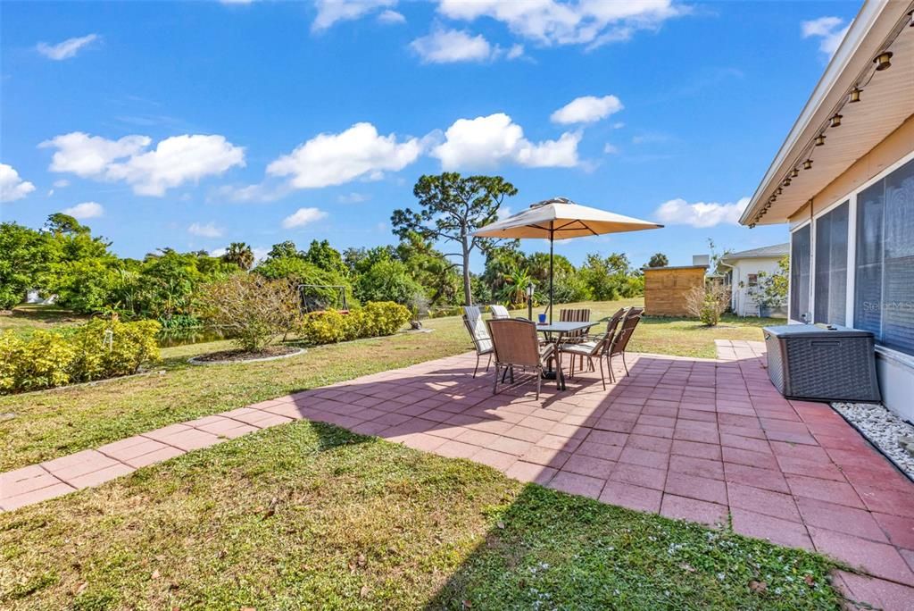 待售: $238,000 (2 贝兹, 2 浴室, 1319 平方英尺)